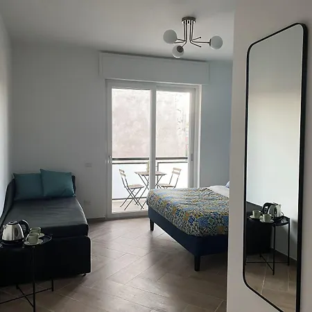 Bed & Breakfast Domus D'amore Napoli