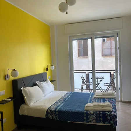 Bed & Breakfast Domus D'amore Napoli