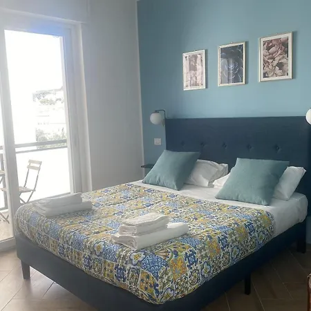 Domus D'amore Bed & Breakfast