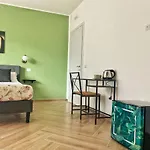 Domus D'amore Bed & Breakfast 4*