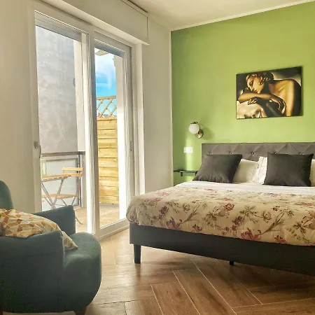 Bed & Breakfast Domus D'amore Napoli
