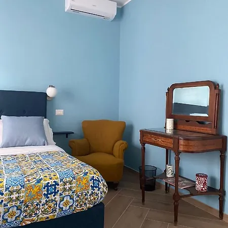 Bed and breakfast Domus D'amore Nápoles